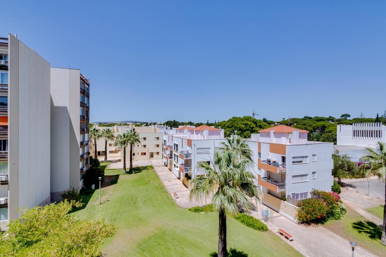 Al - Edificio Loule, Vilamoura Centro Apartment Luaran gambar
